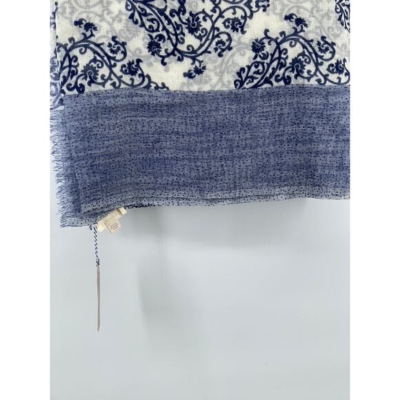 INDIGO HANDLOOM Women's Blue-White Printed Fringe Knit Scarf SZ OS - Picture 6 of 9
